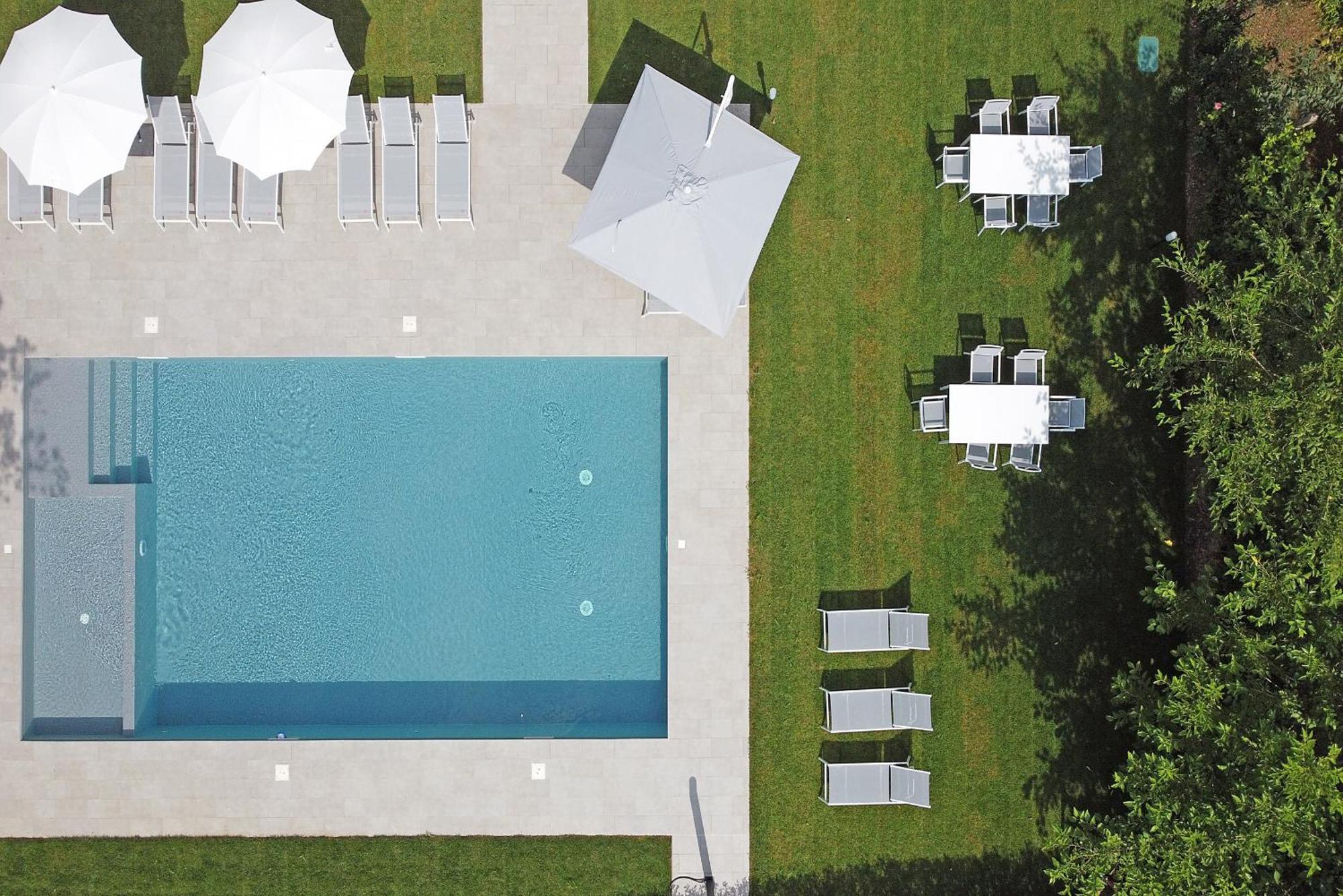 Villa Caterina Apartments By Wonderful Italy デセンツァーノ・デル・ガルダ エクステリア 写真